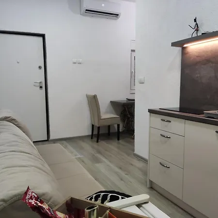 Apartment Sokak
